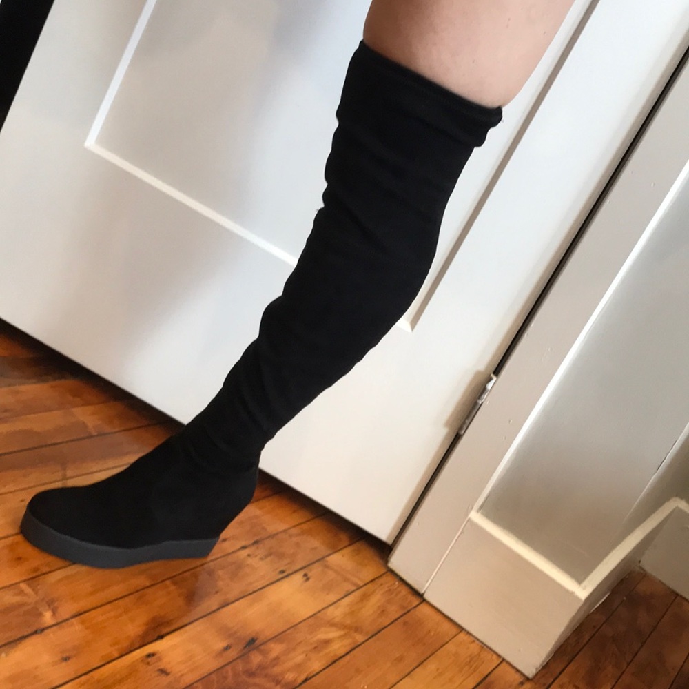 Over the knee never worn suede